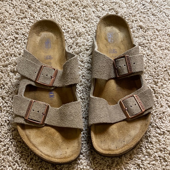 Birkenstock Arizonas, size Sz 40 regular - Picture 1 of 11